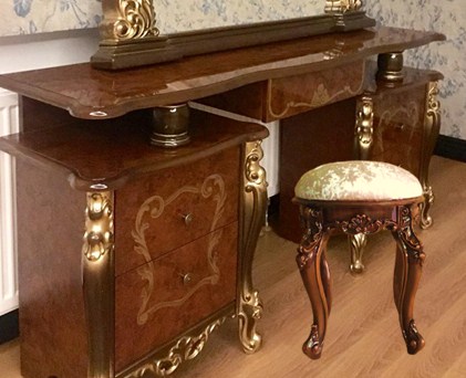 Стол туалетный "Джоконда" СГ Орех