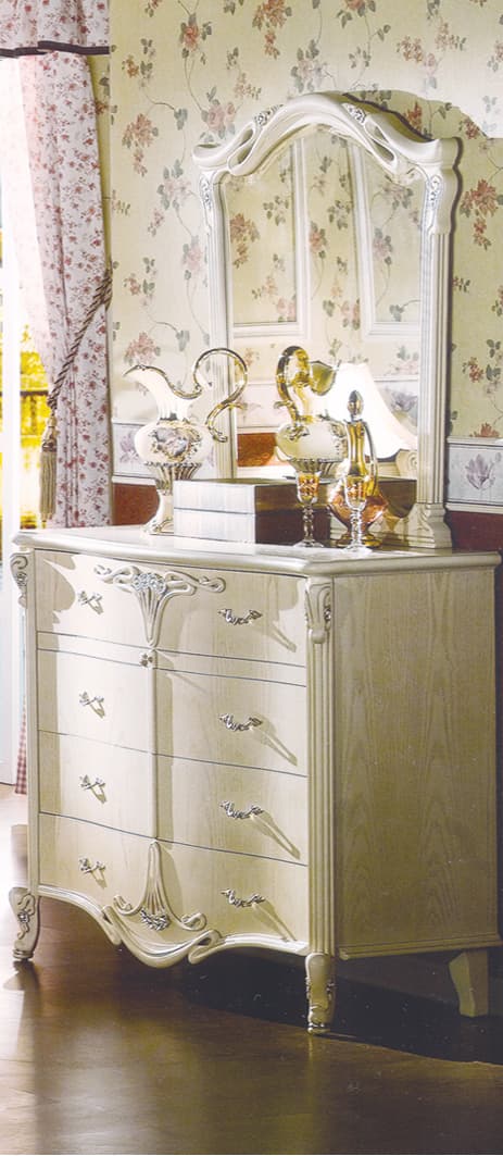 Комод А. Carpenter 108