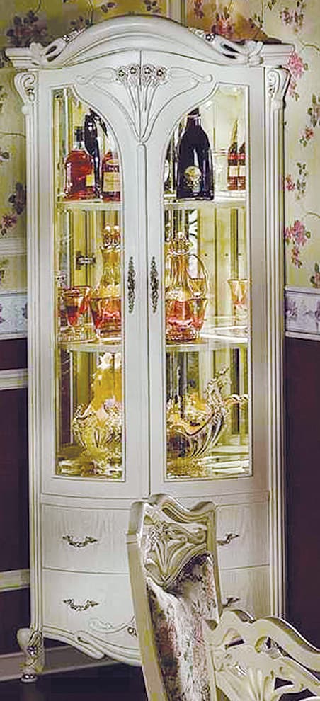 Витрина угловая Carpenter 108