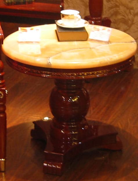 Стол чайный круглый Djiada орех