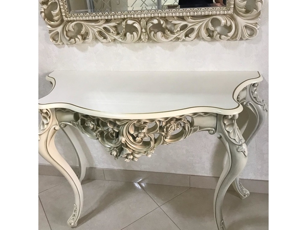 Консоль Слоновая кость