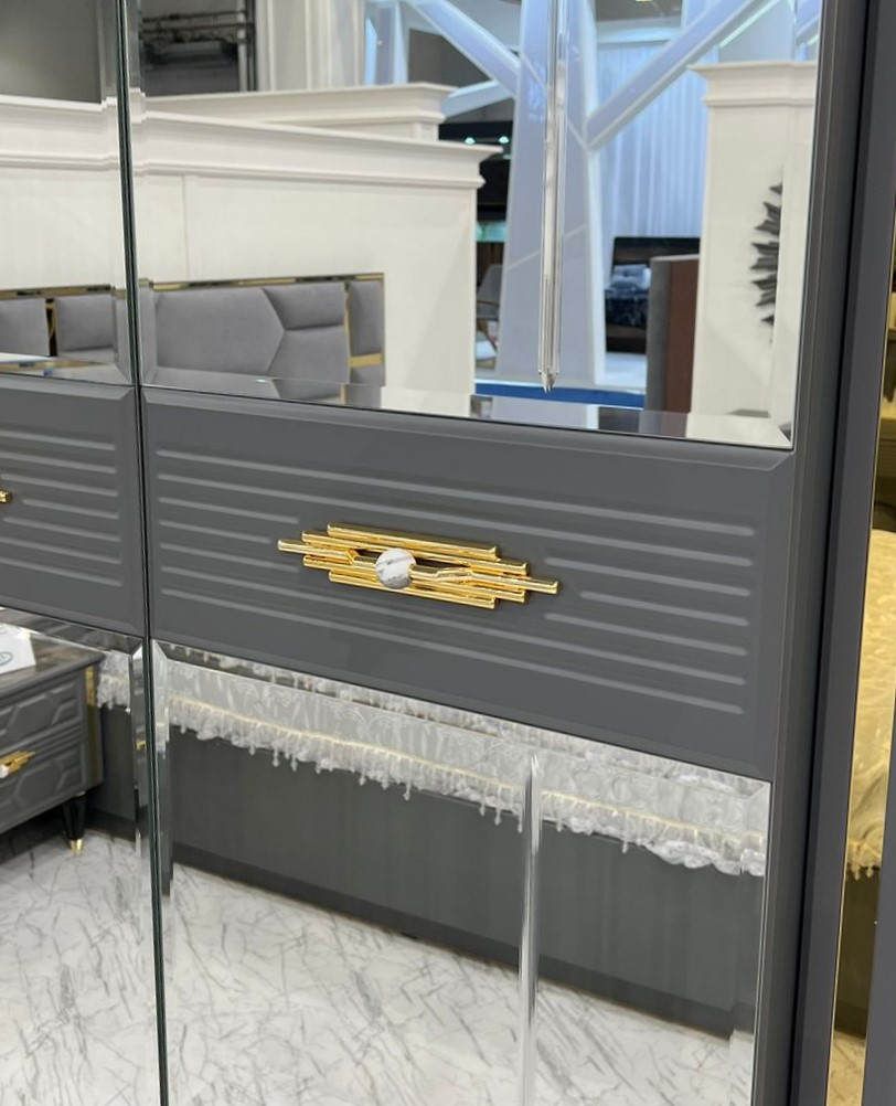 Шкаф 4-дверный (сер.-зол.) спальня "Мария"