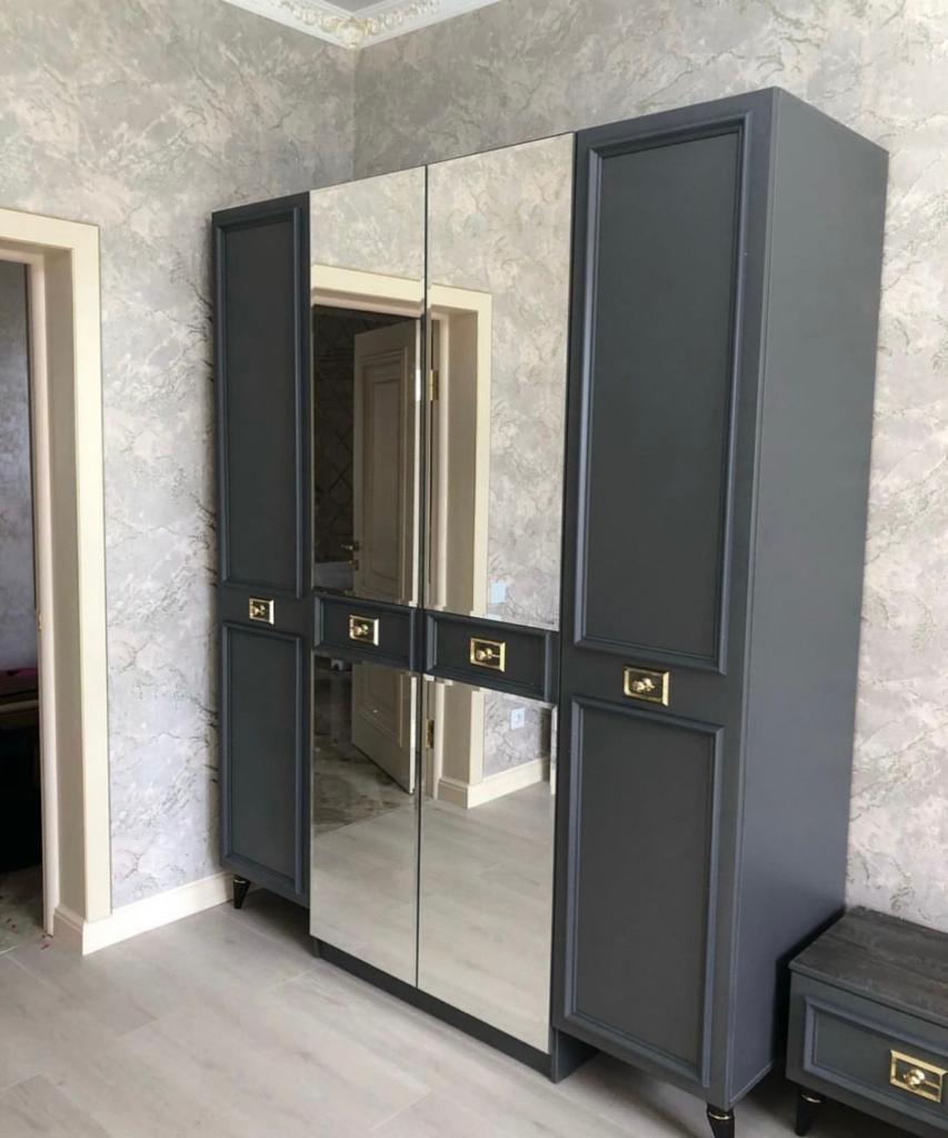 Шкаф 4-дверный (сер.-зол.) спальня "Виктория"