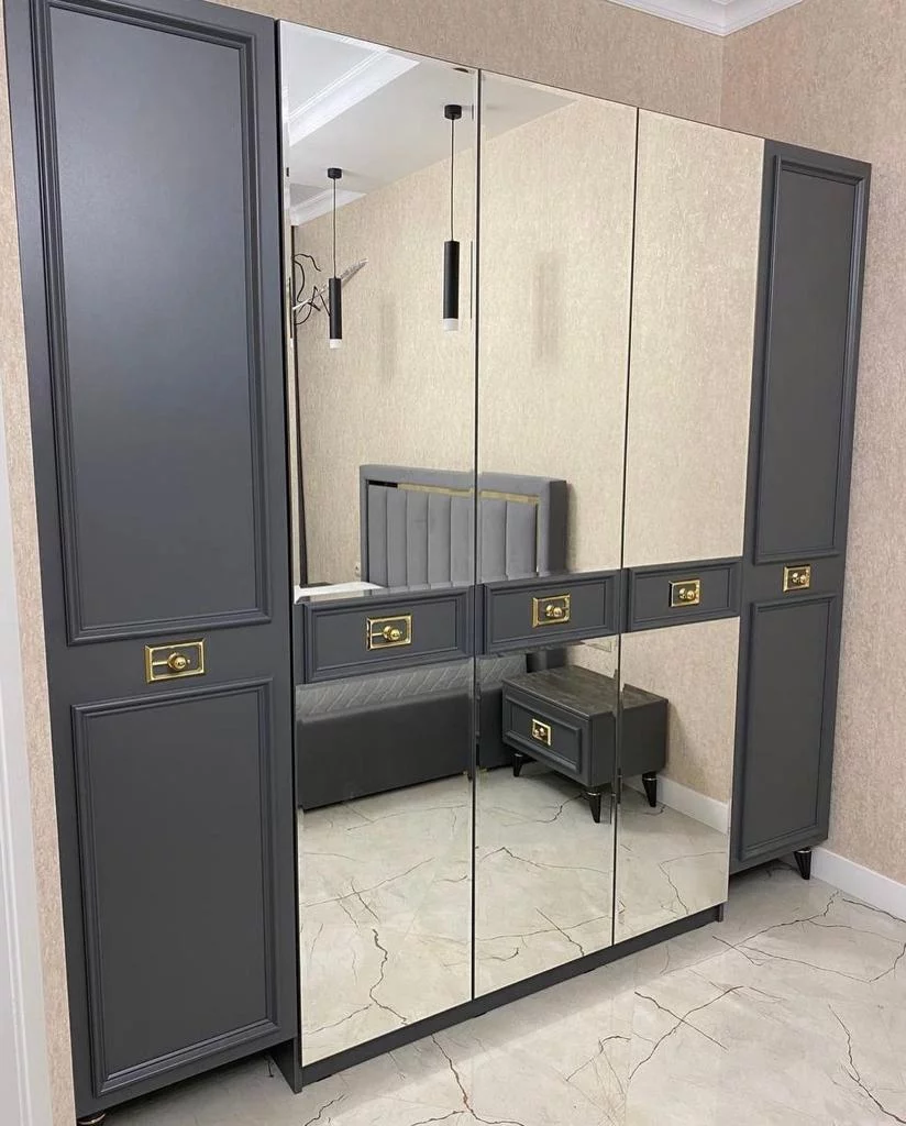 Шкаф 5-дверный (сер.-зол.) спальня "Виктория"