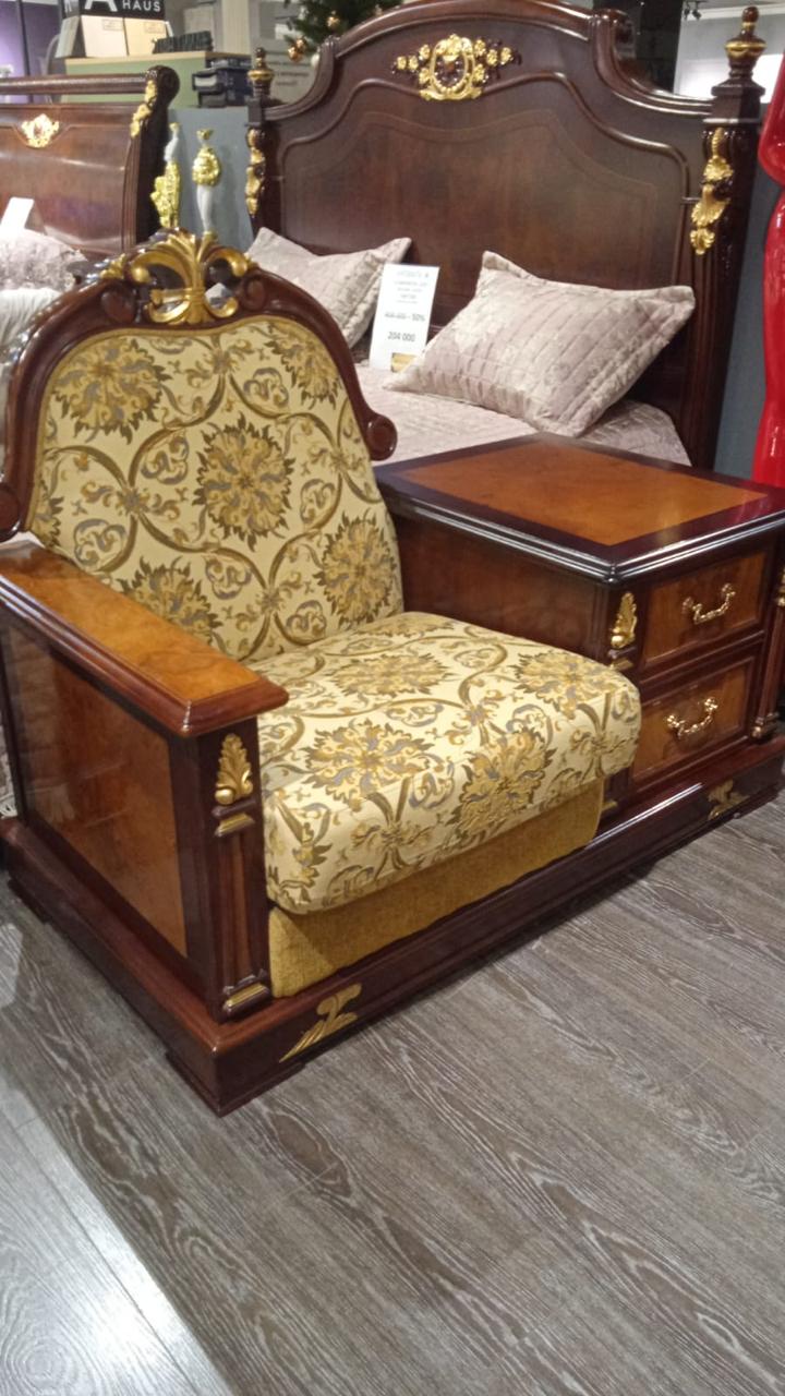 Диван с телефонеркой P10 Carpenter 216